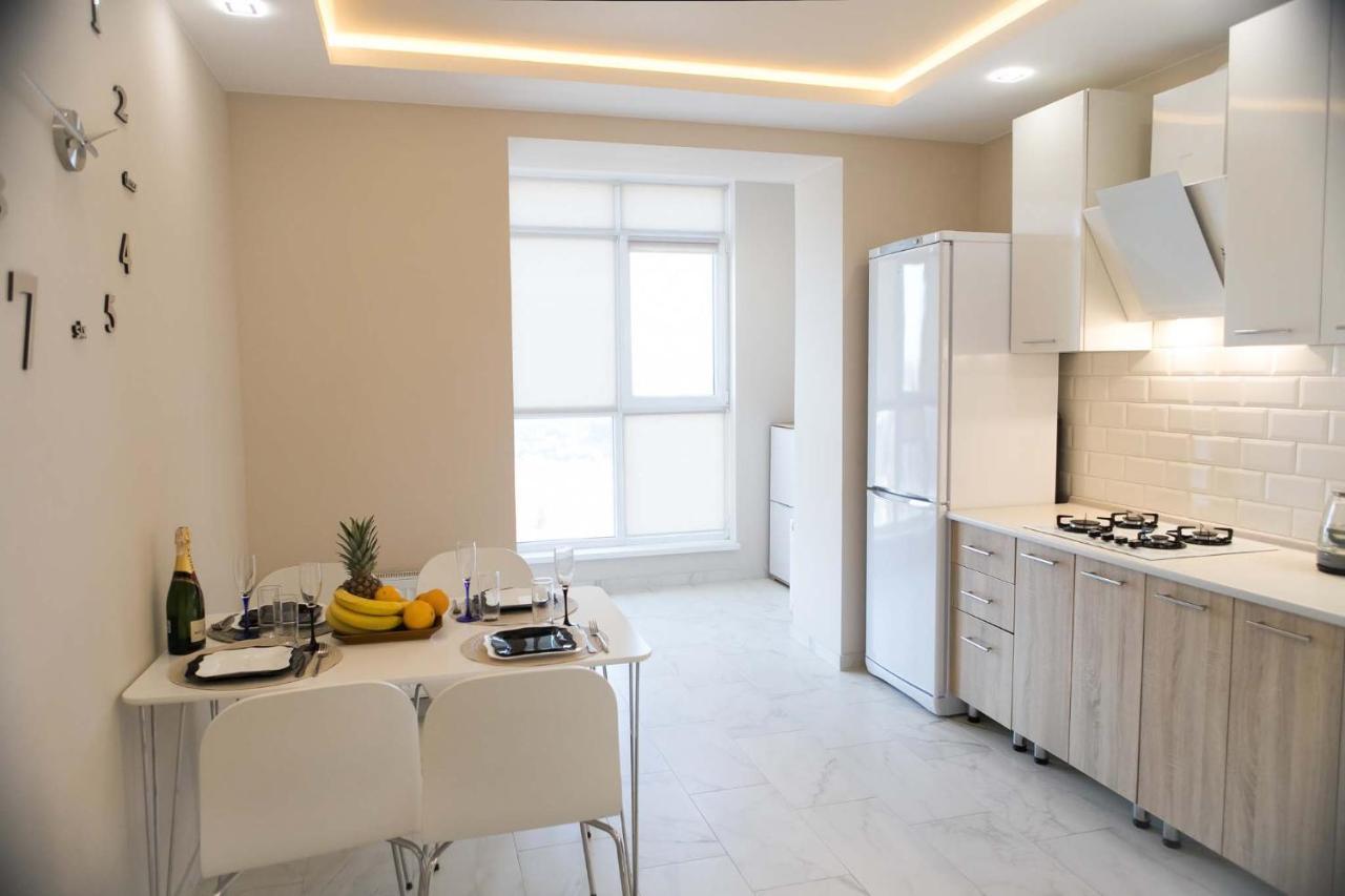 Ferienwohnung Просторная Однокомнатная Жк Счастливый Dnipro Exterior foto