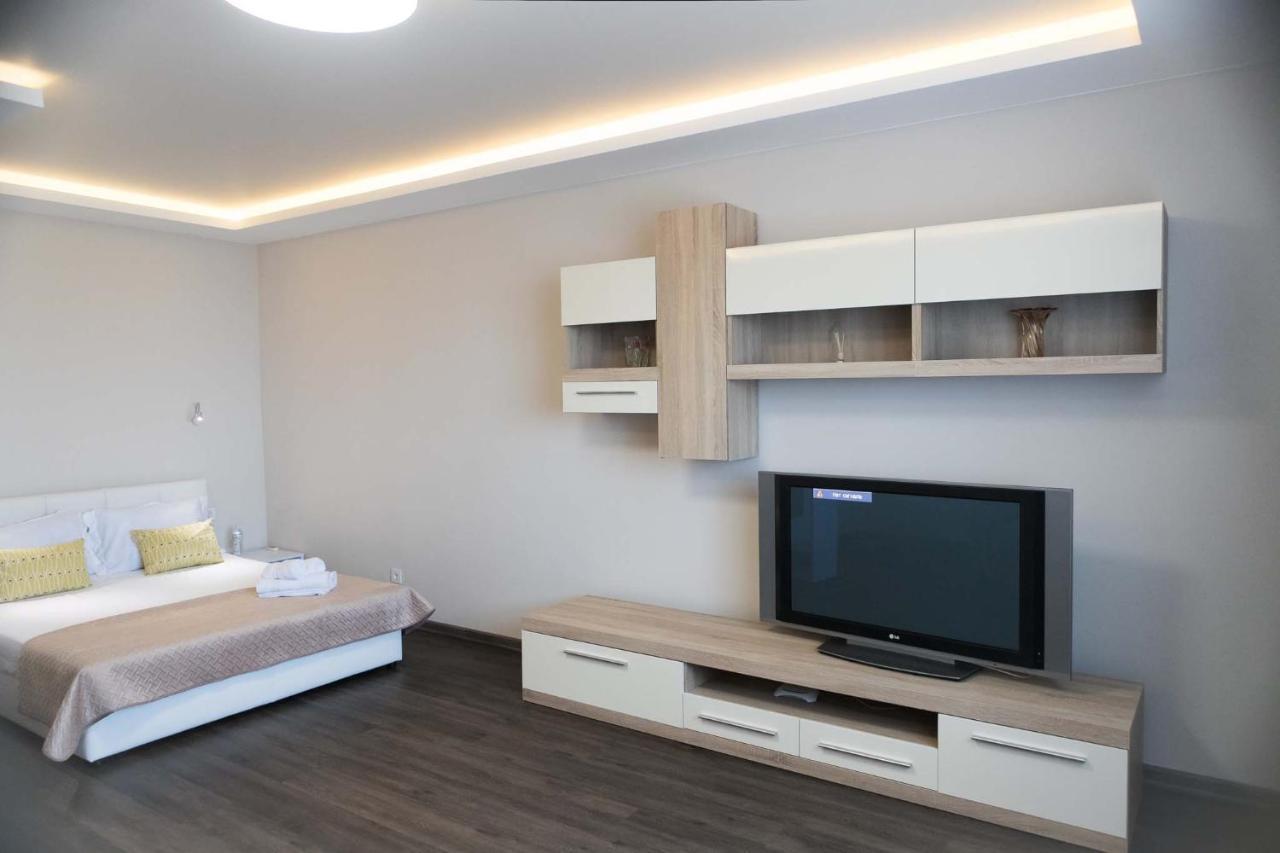 Ferienwohnung Просторная Однокомнатная Жк Счастливый Dnipro Exterior foto